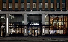 Vogue Hotel Montreal Downtown, Curio Collection By Hilton