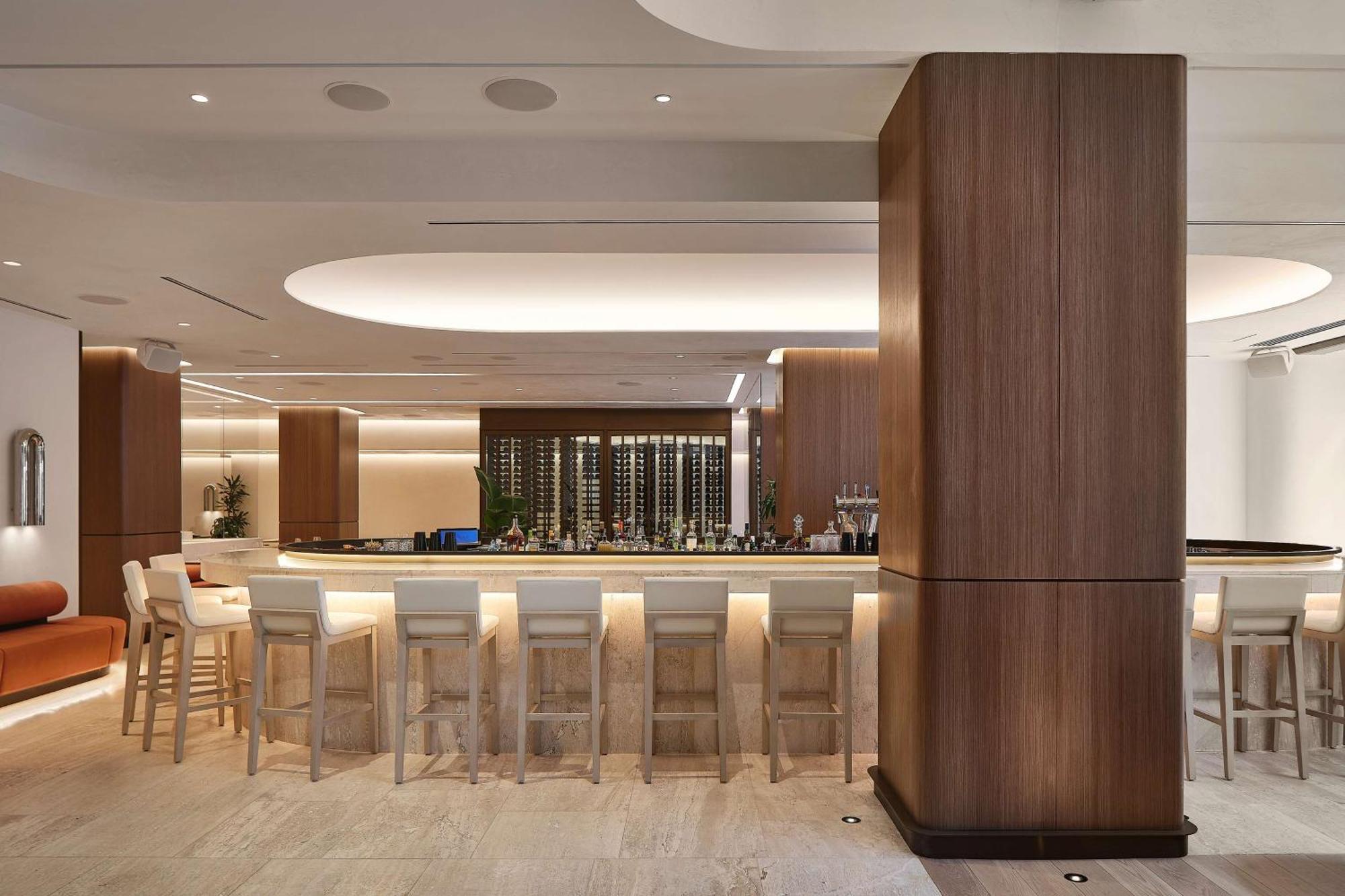 Vogue Hotel Montreal Downtown, Curio Collection By Hilton Dış mekan fotoğraf