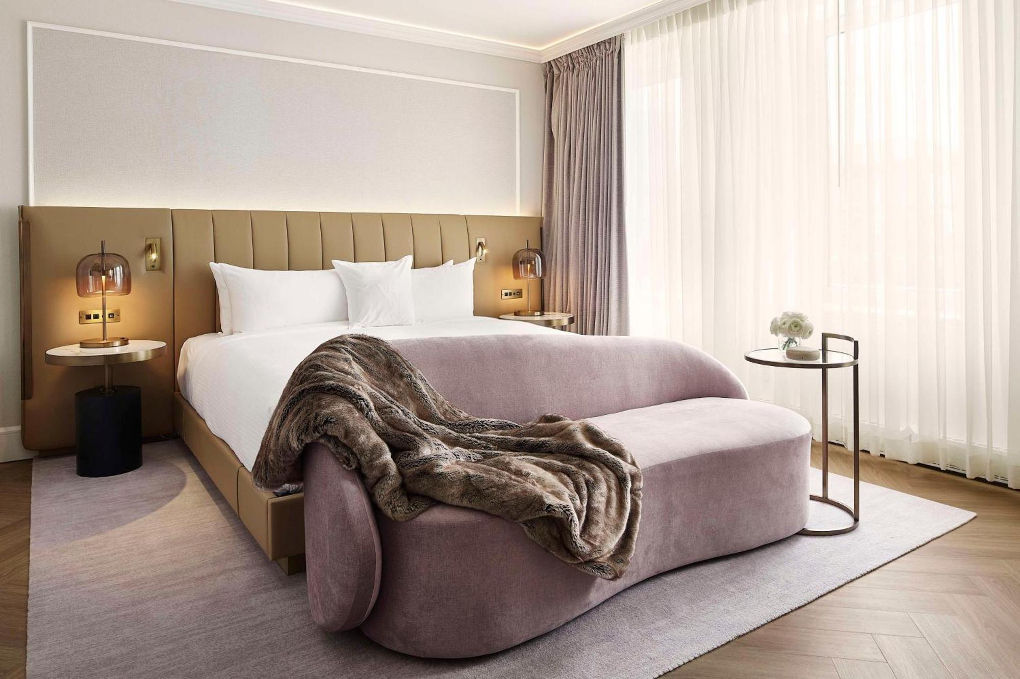 Vogue Hotel Montreal Downtown, Curio Collection By Hilton Dış mekan fotoğraf