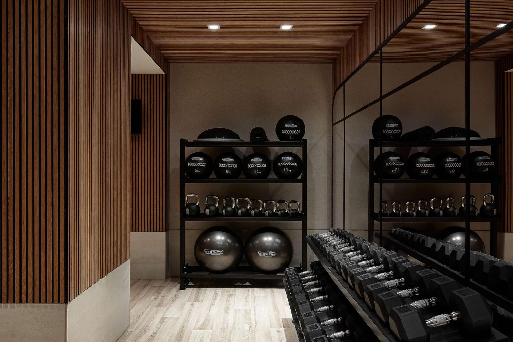 Vogue Hotel Montreal Downtown, Curio Collection By Hilton Dış mekan fotoğraf